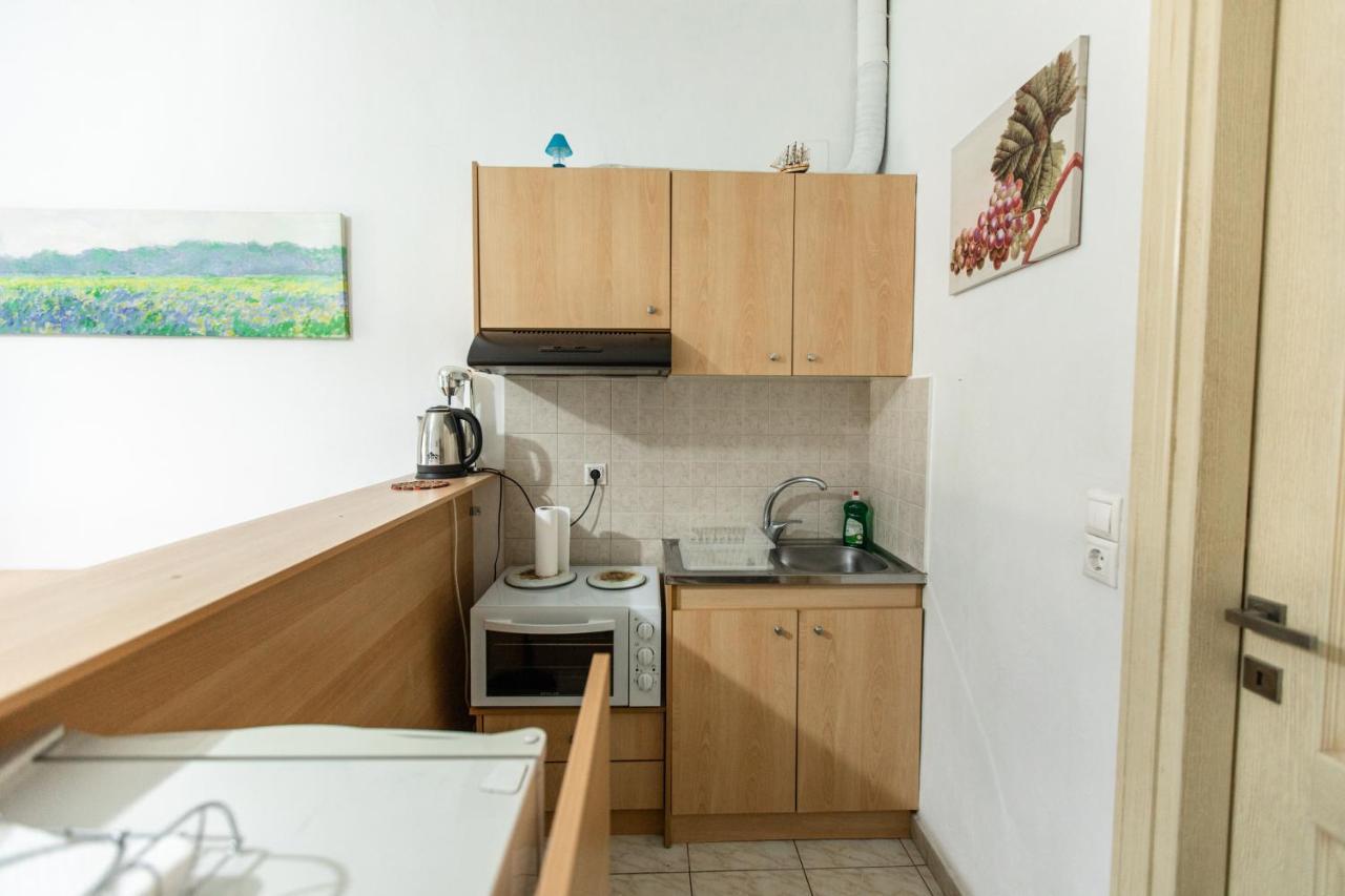 Central Cozy Apartment 3 Sparta Exterior photo